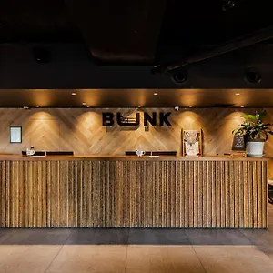  Hostel Bunk Surfers Paradise International Backpacker (adults Only)